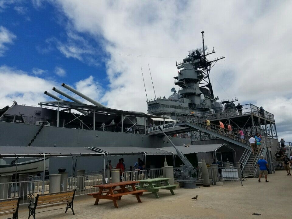 Photo of Battleship Missouri Memorial