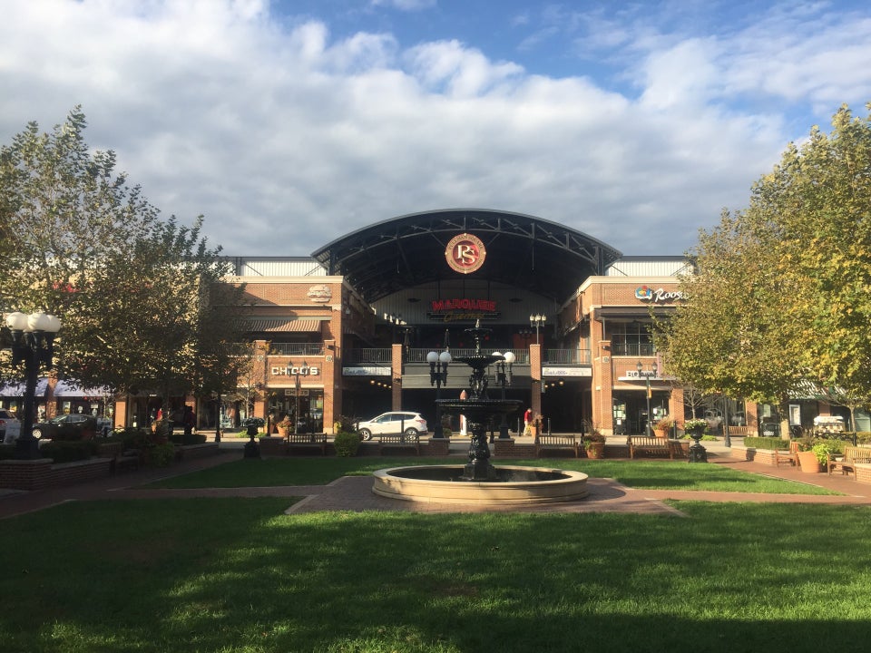Pullman Square