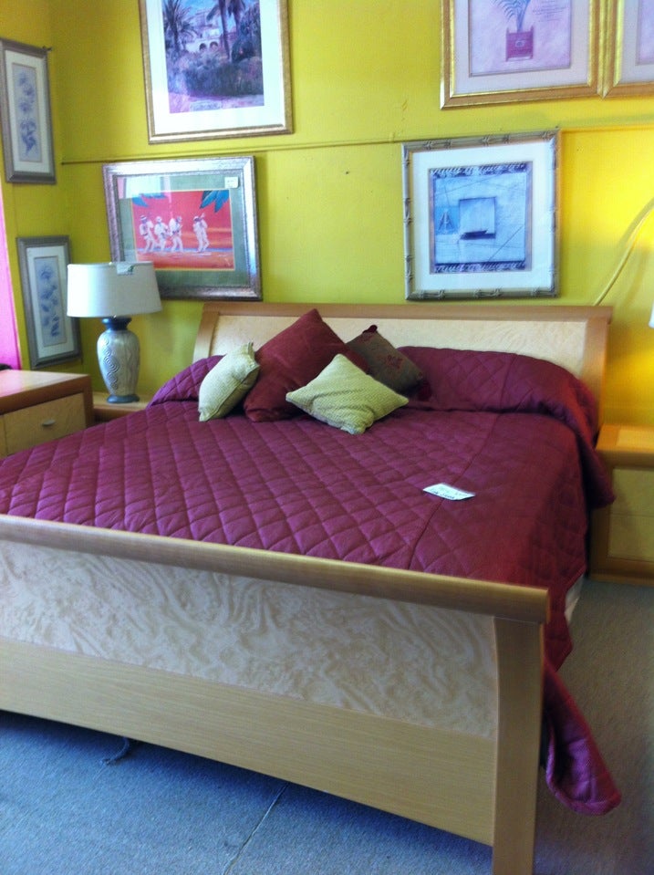Photo of Robin's Furniture