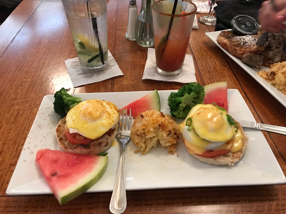 Photo of No Frill Bar And Grill